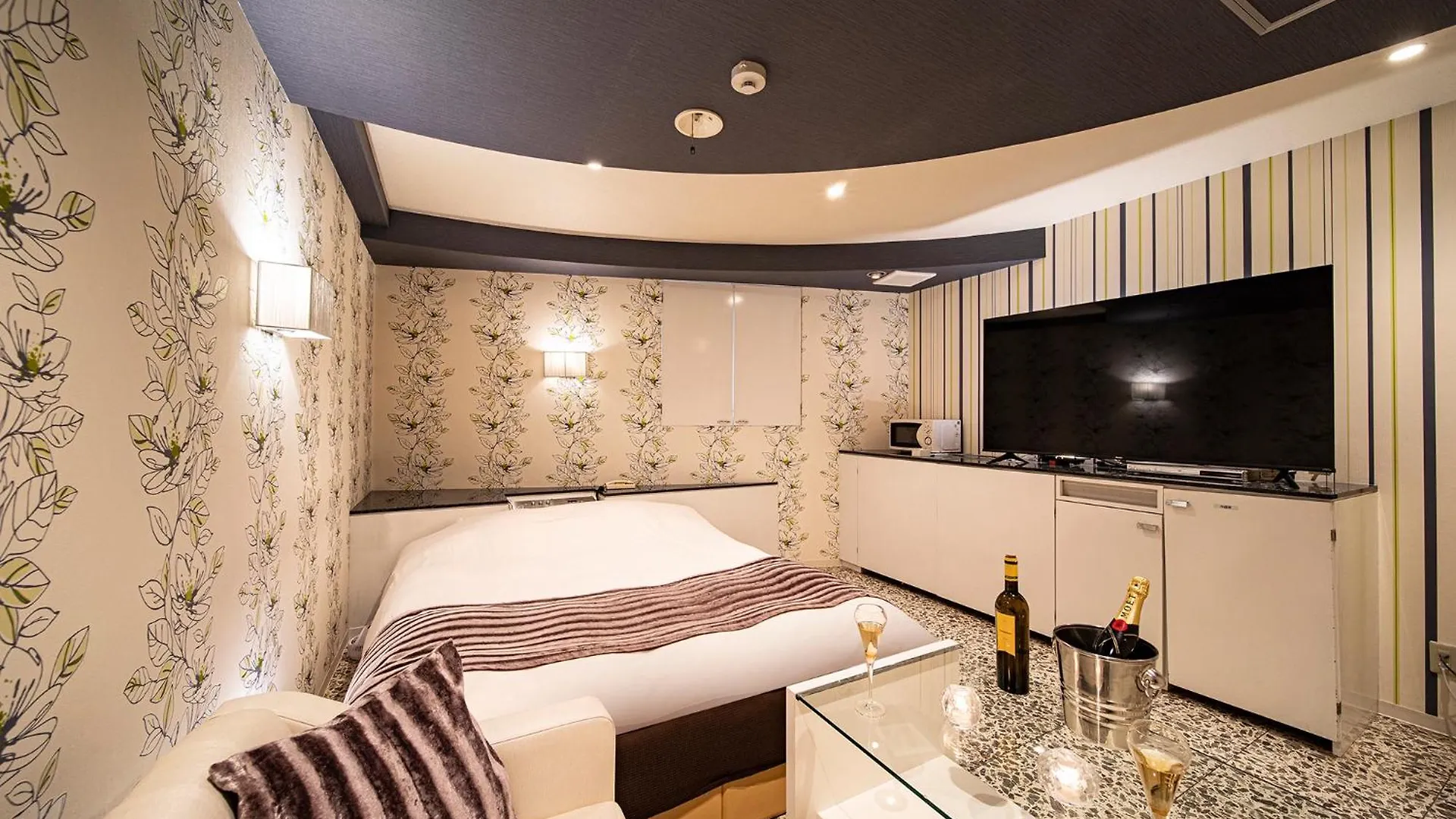 Towers Hotel - Adult Only - Ósaka 3*,  Japonsko
