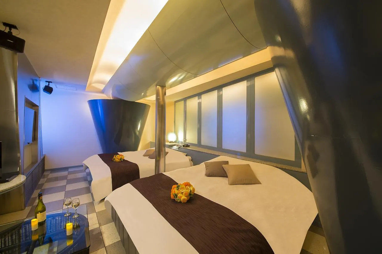 Towers Hotel - Adult Only - Ósaka