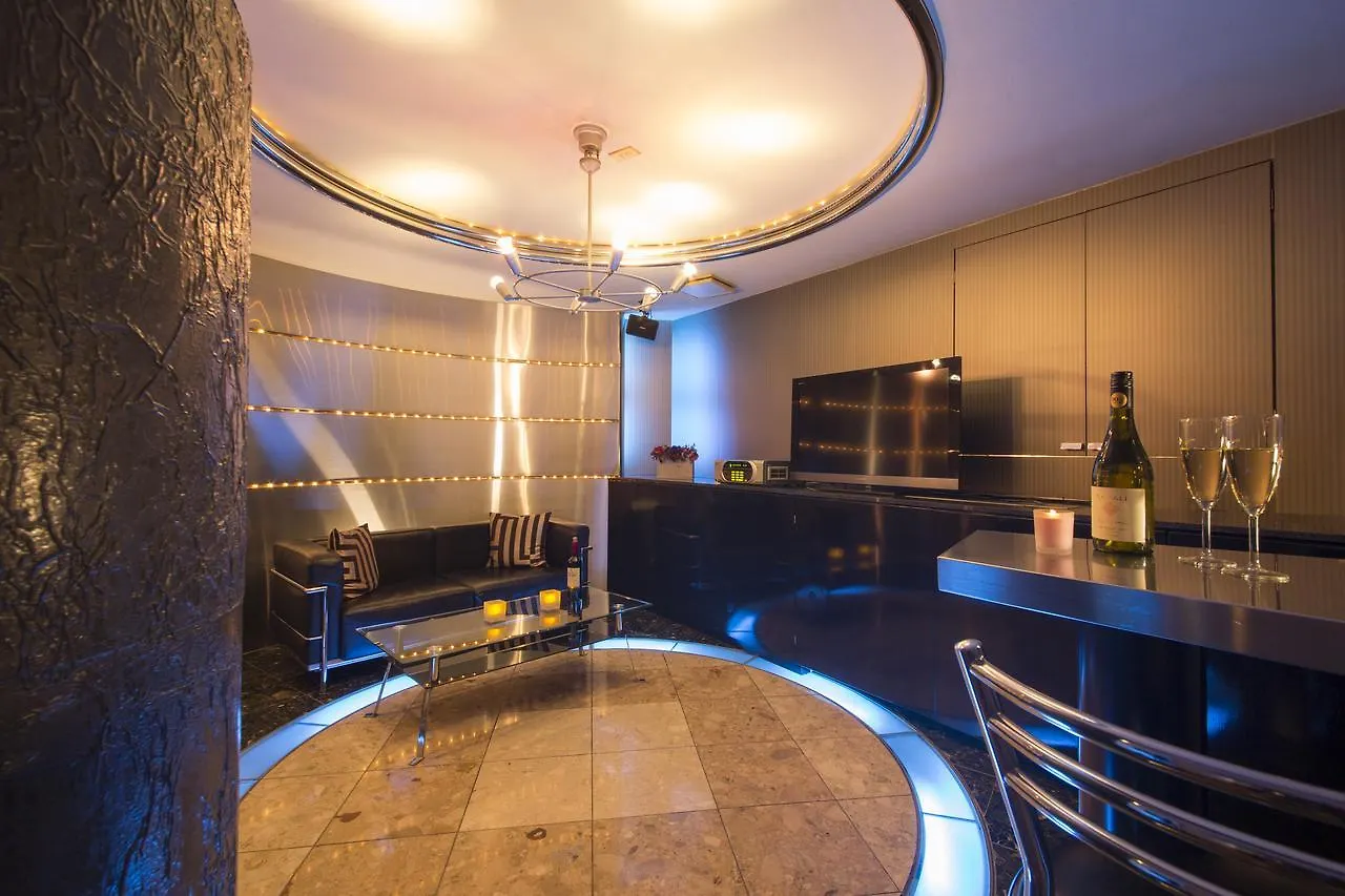 Towers Hotel - Adult Only - Ósaka