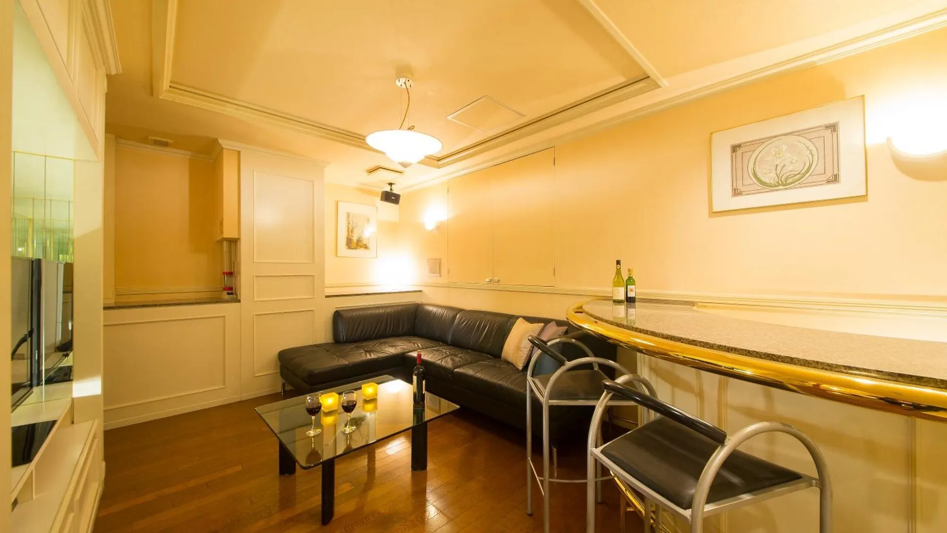 Towers Hotel - Adult Only - Osaka Yetişkin Oteli